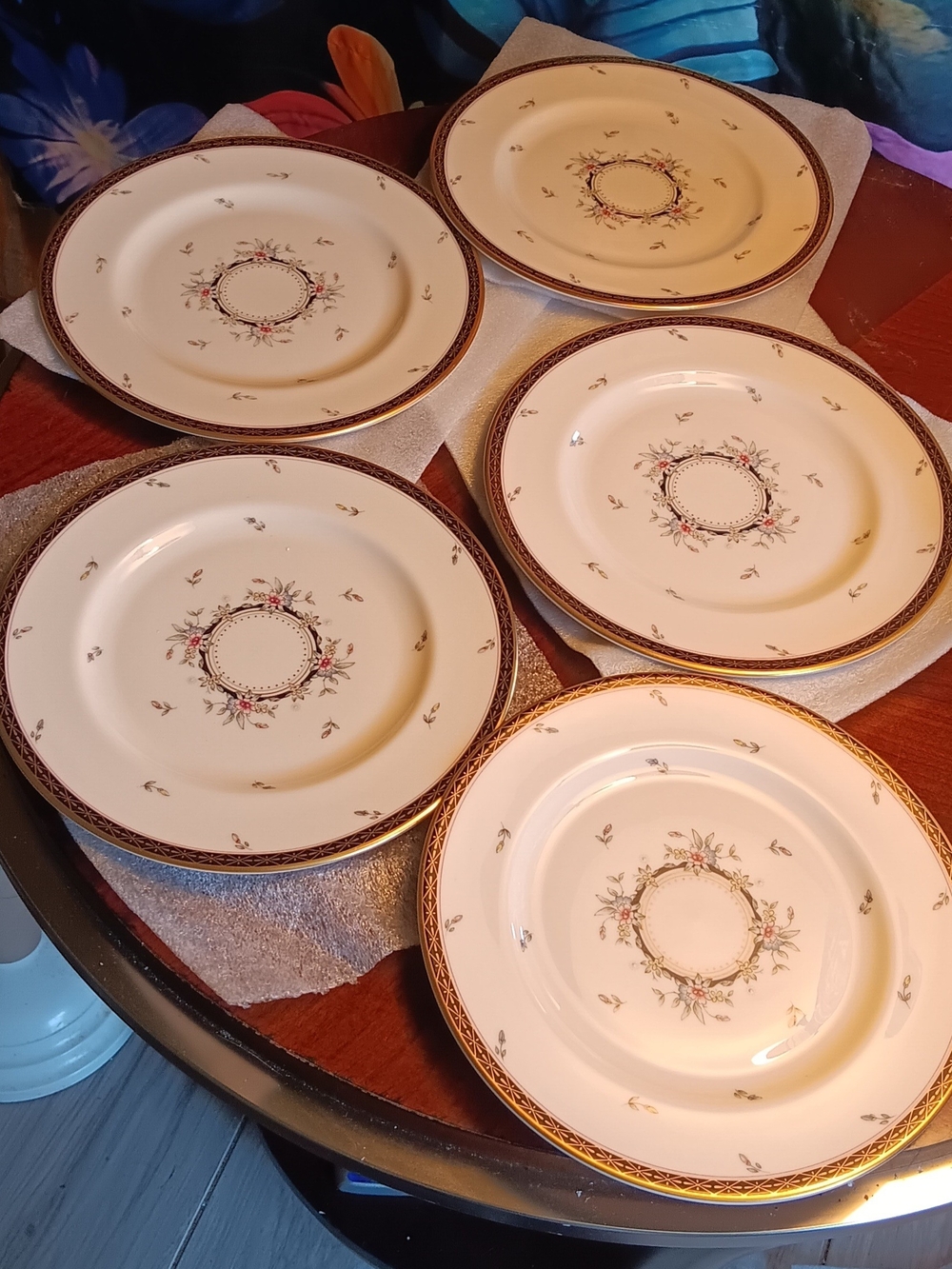 Lenox Hartwell House Floral Trim Salad Plates - Set of 5